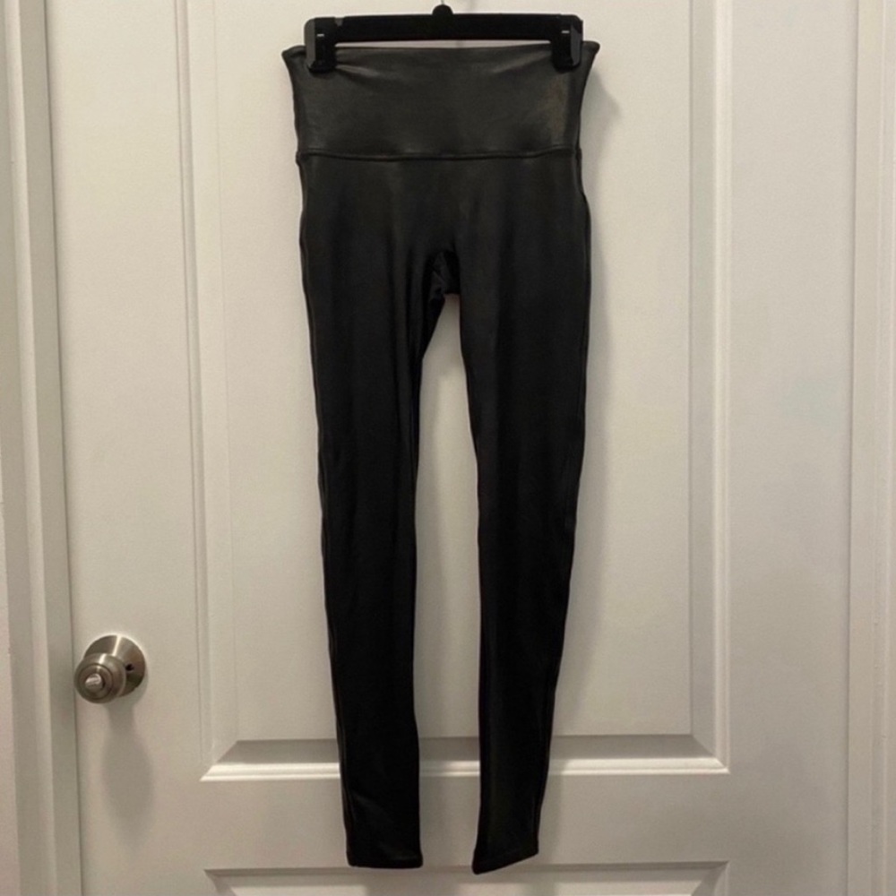 Spanx Faux Leather Leggings - Picture 4 of 5